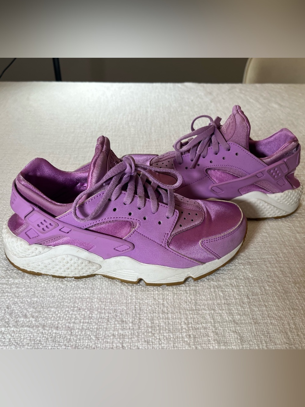 Nike Air Huarache Run FG Fuchsia Glow Purple Pink Women's Size 8 BV1164-500